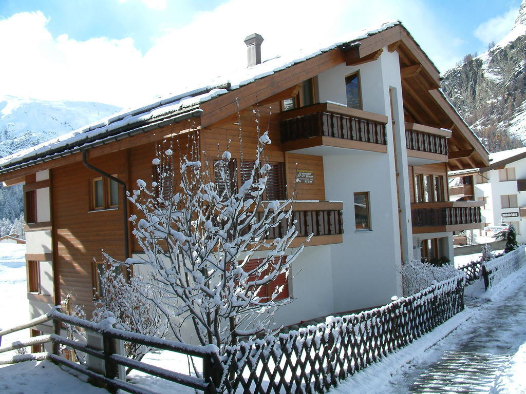 Apartamento Haus Pan Zermatt Habitación foto