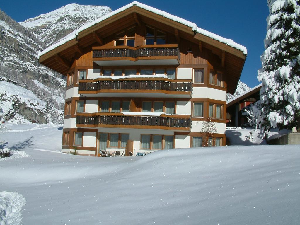 Apartamento Haus Pan Zermatt Exterior foto